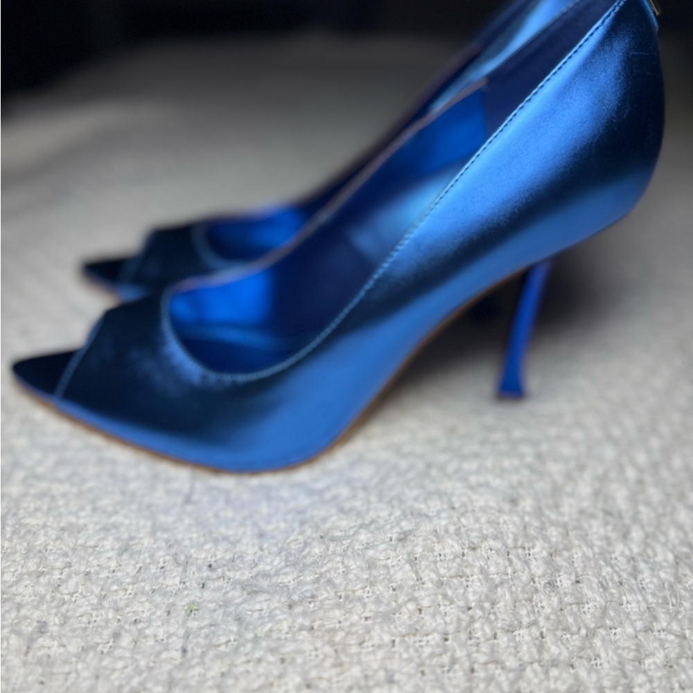 Guess Elegant Blue Women's Peep toe Heels